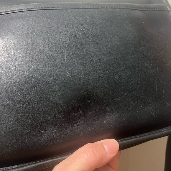 Vintage Coach City Bag: Black - Picture 5 of 12